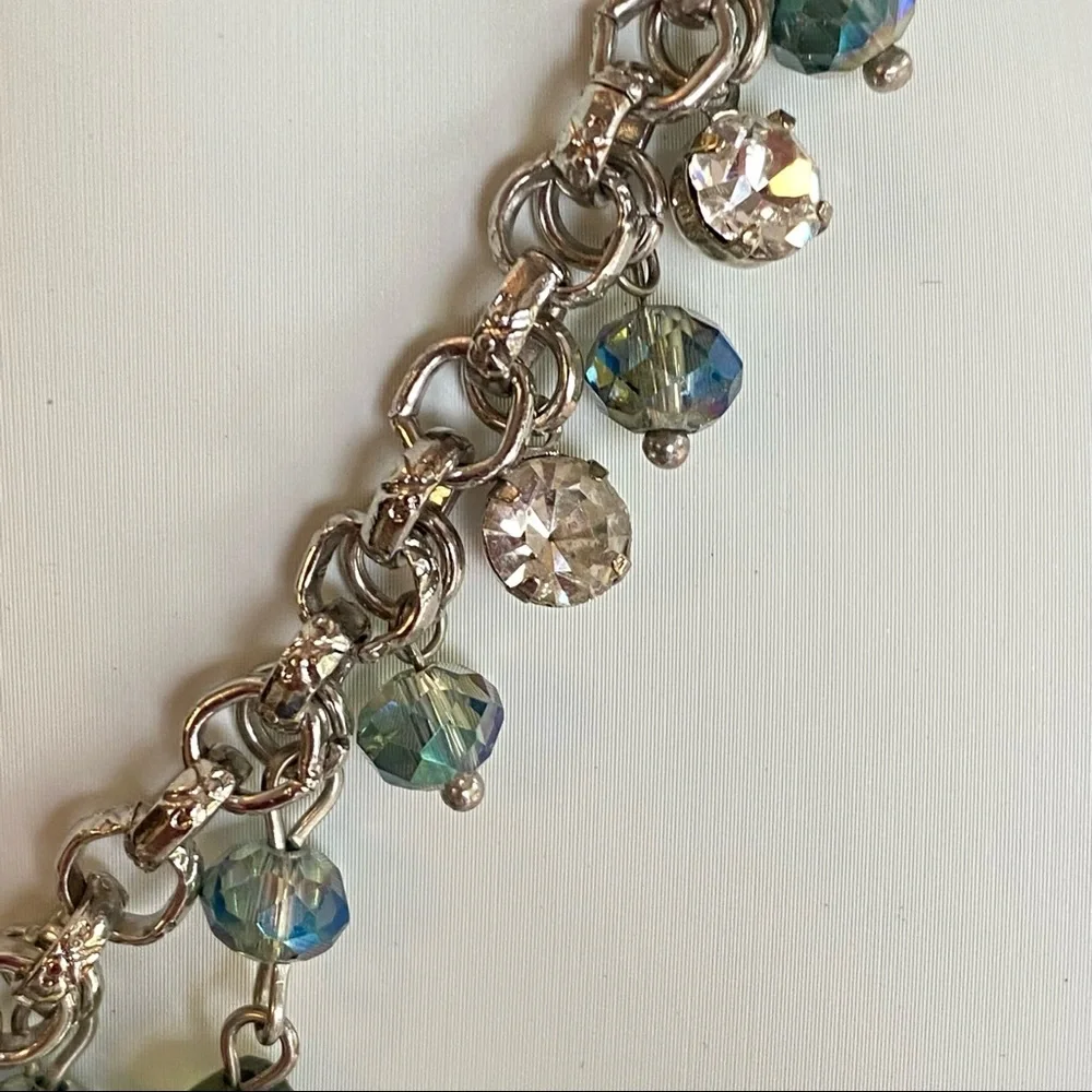 Gorgeous acrylic green & AB rhinestone Festooned chain Statement necklace. - Picture 3 of 12